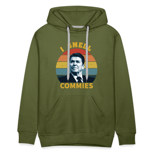 I Smell Commies Men’s Premium Hoodie - olive green