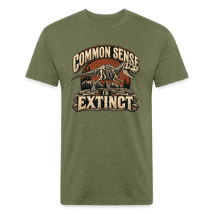 Common Sense Is Extinct – Men’s Fitted Graphic T-Shirt - heather military green