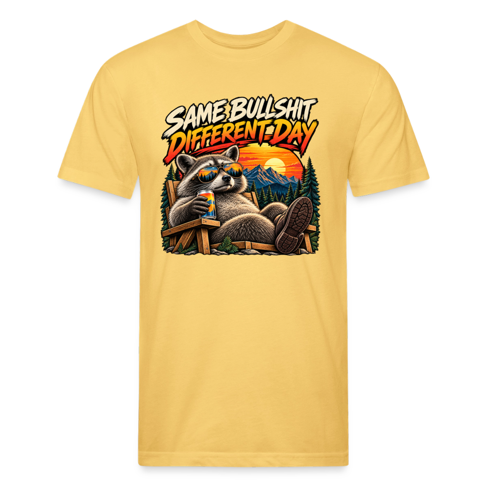 Same Bullshit Different Day – Men's Fitted Graphic T-Shirt - pastel yellow