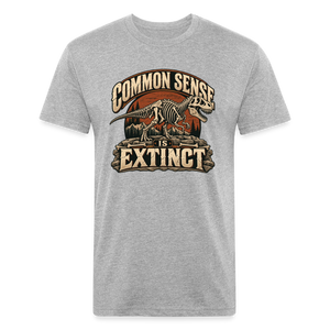 Common Sense Is Extinct – Men’s Fitted Graphic T-Shirt - heather gray