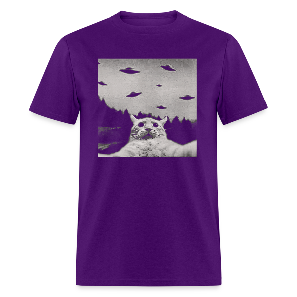 Cat Taking a Selfie UFOs Funny Classic T-Shirt - purple