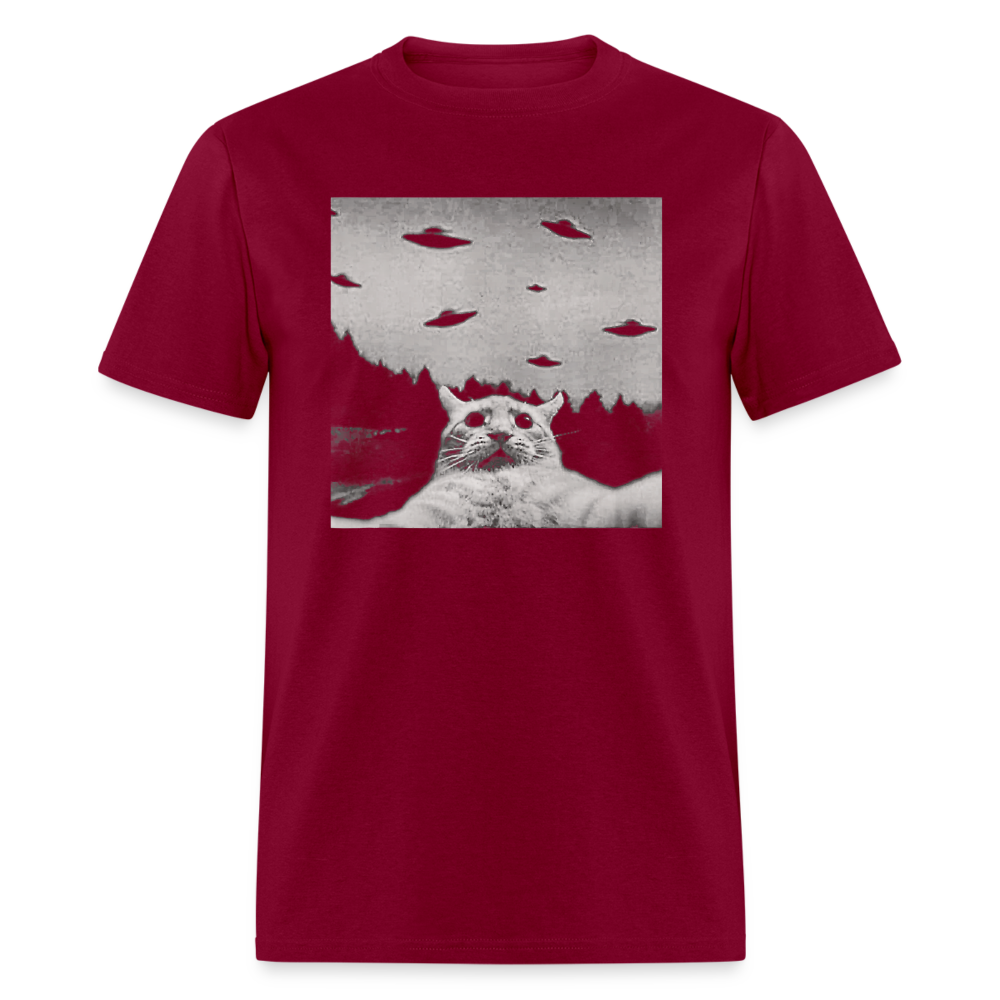 Cat Taking a Selfie UFOs Funny Classic T-Shirt - burgundy