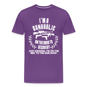 I'm a Gunaholic Funny Men's Premium T-Shirt - purple